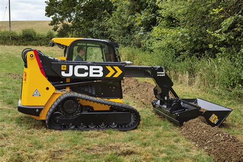 bobcat attacments on a jcb skid steer|Skid.